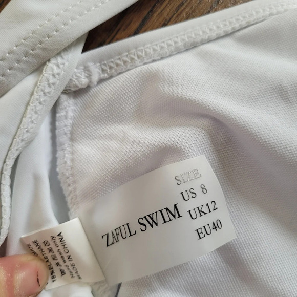 Zaful Swim White Plunging Neckline One Piece Swimsuit Size Women's 8 Large - Picture 7 of 9